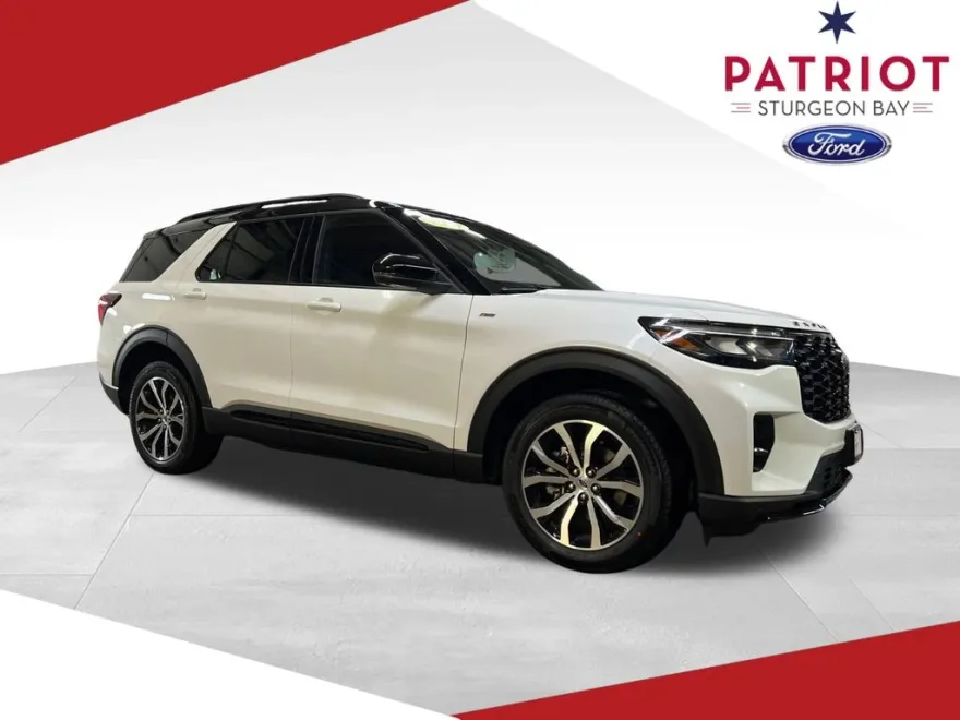 2025 Ford Explorer ST-Line photo 1