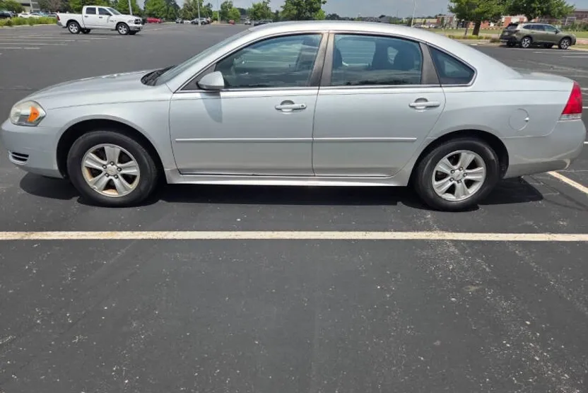 2013 Chevrolet Impala LS photo 1