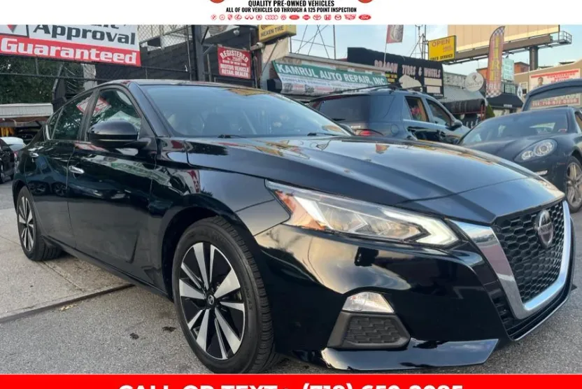 2021 Nissan Altima 2.5 SV photo 1