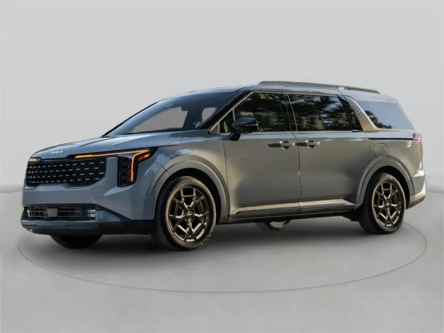 2025 Kia Carnival SX photo 1
