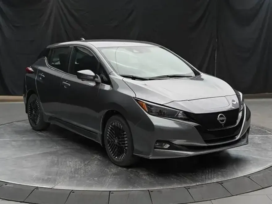 2025 Nissan Leaf SV Plus photo 2