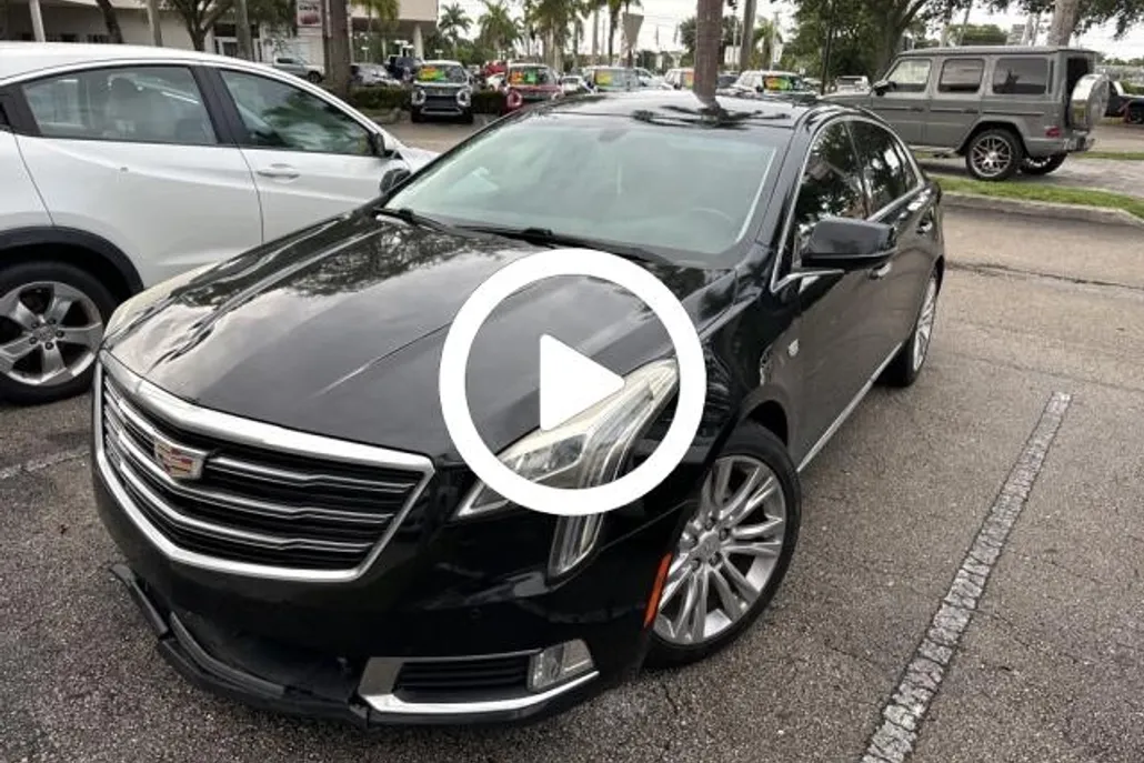 2018 Cadillac XTS Luxury photo 1