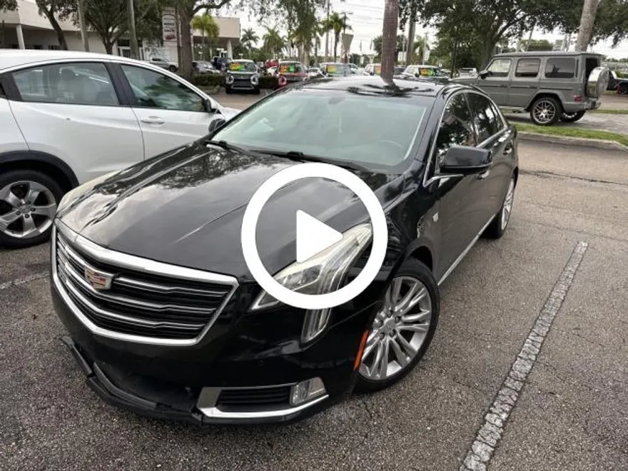 2018 Cadillac XTS Luxury photo 1