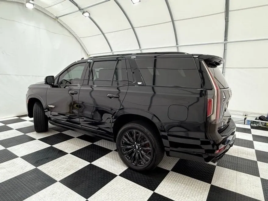 2024 Cadillac Escalade V-Series photo 1