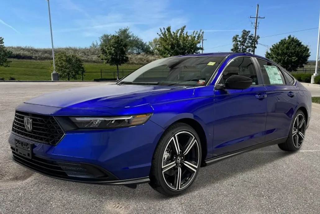 2025 Honda Accord Hybrid Sport photo 1