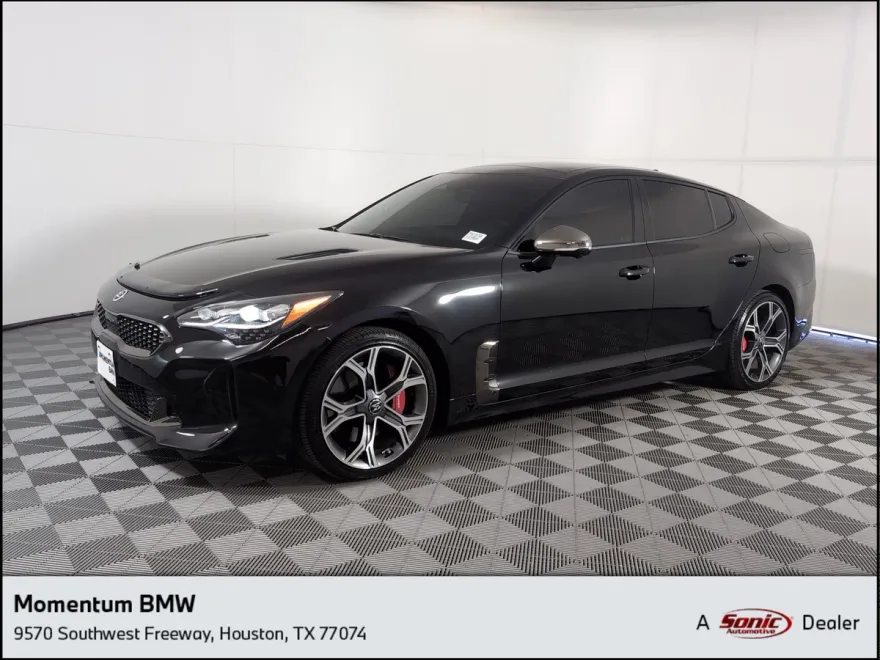 2023 Kia Stinger GT2 photo 1