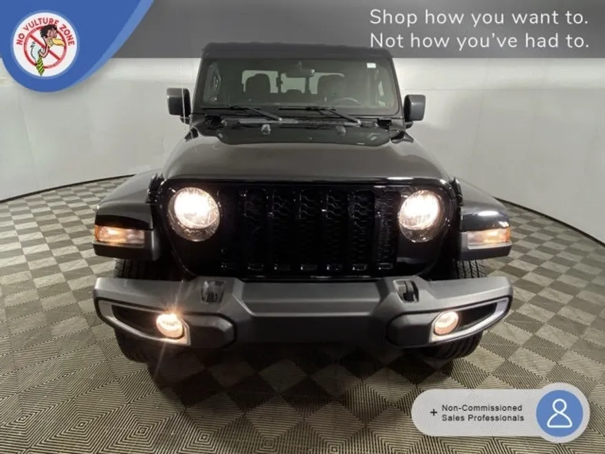 2022 Jeep Gladiator Sport S photo 1