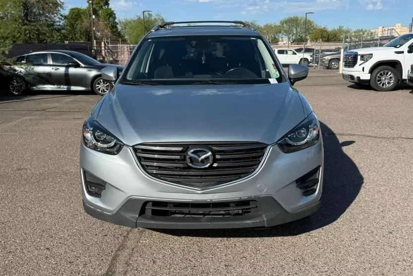 2016 Mazda CX-5 Touring photo 1