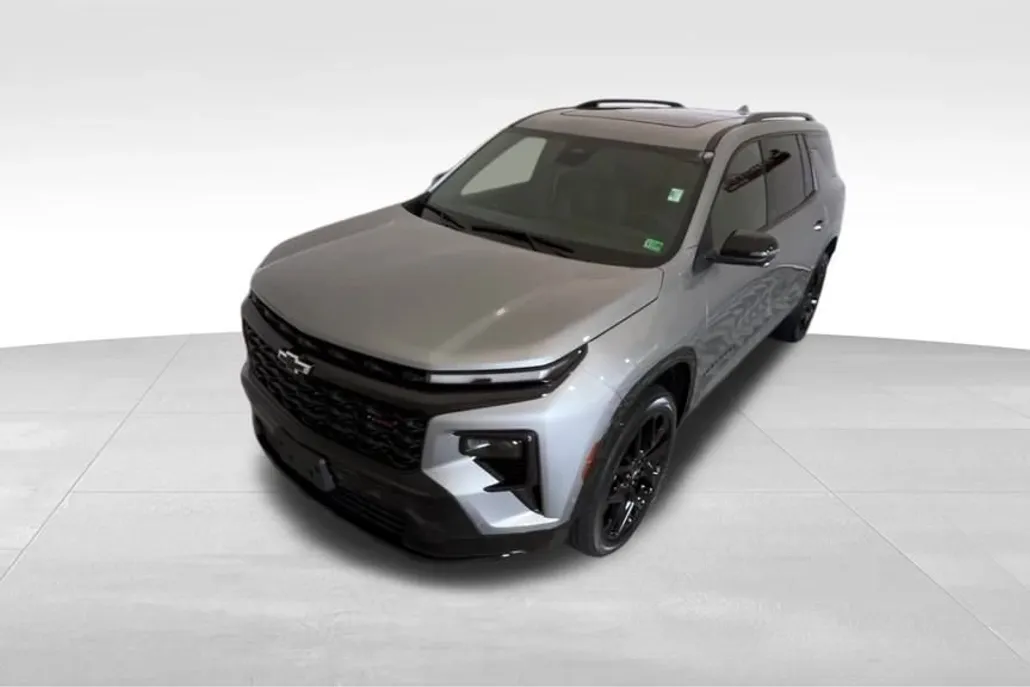 2025 Chevrolet Traverse RS photo 1