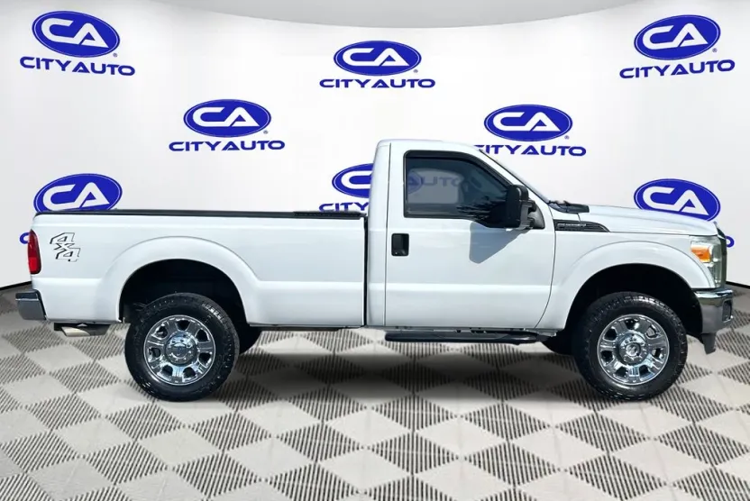2016 Ford F-250 XL photo 1