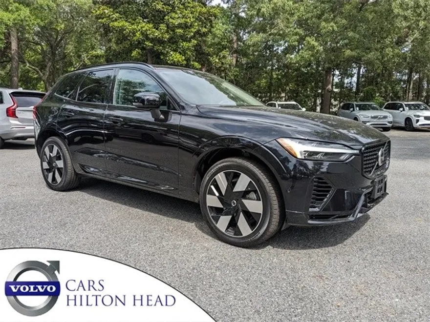 2024 Volvo XC60 Recharge Hybrid T8 Plus photo 1