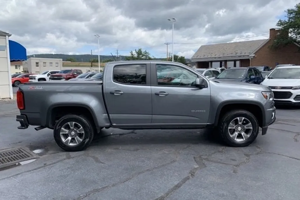 2020 Chevrolet Colorado Z71 photo 1