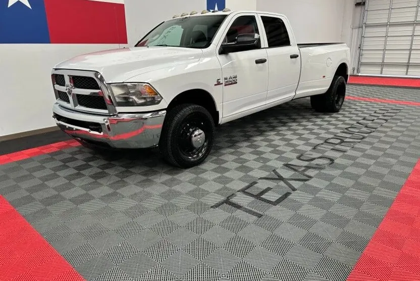 2015 Ram 3500 ST photo 1