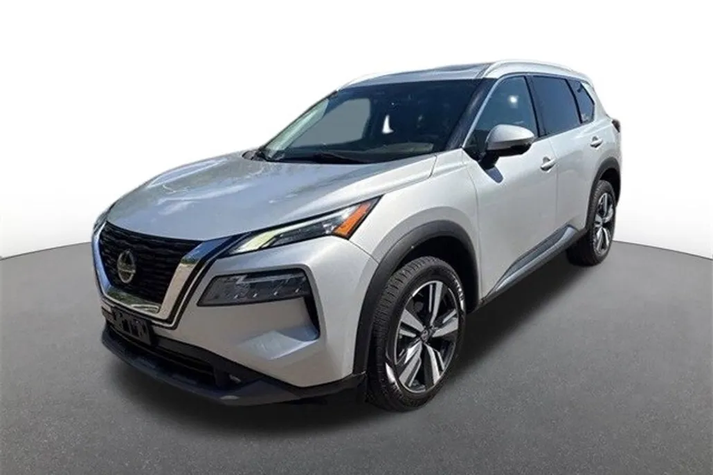 2021 Nissan Rogue SL photo 1