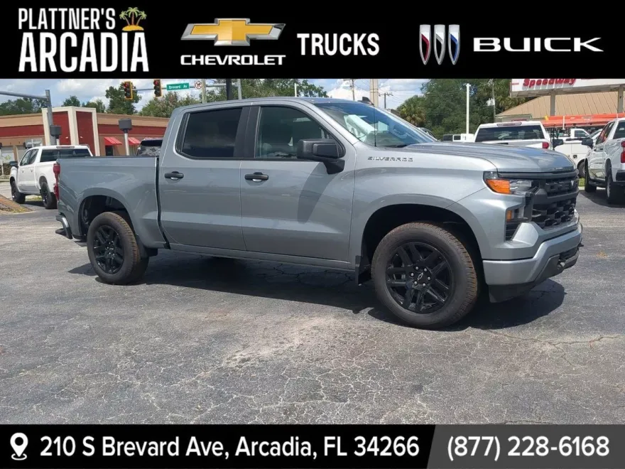 2025 Chevrolet Silverado 1500 Custom photo 1