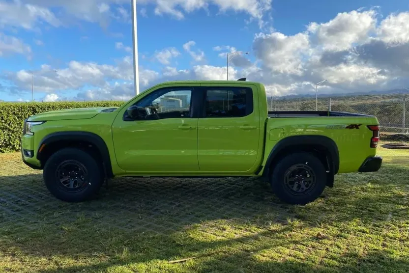 2026 Nissan Frontier PRO-4X photo 1