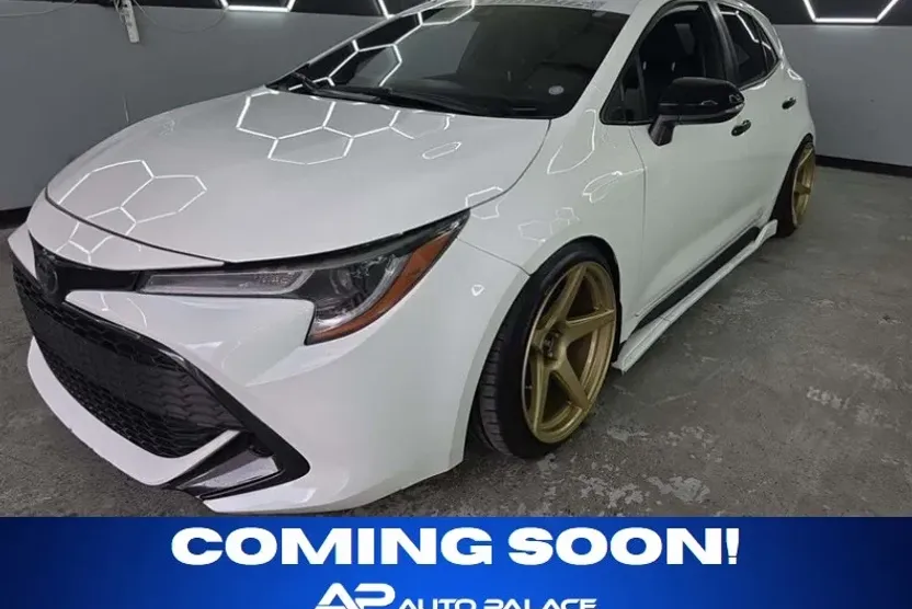 2021 Toyota Corolla SE photo 1