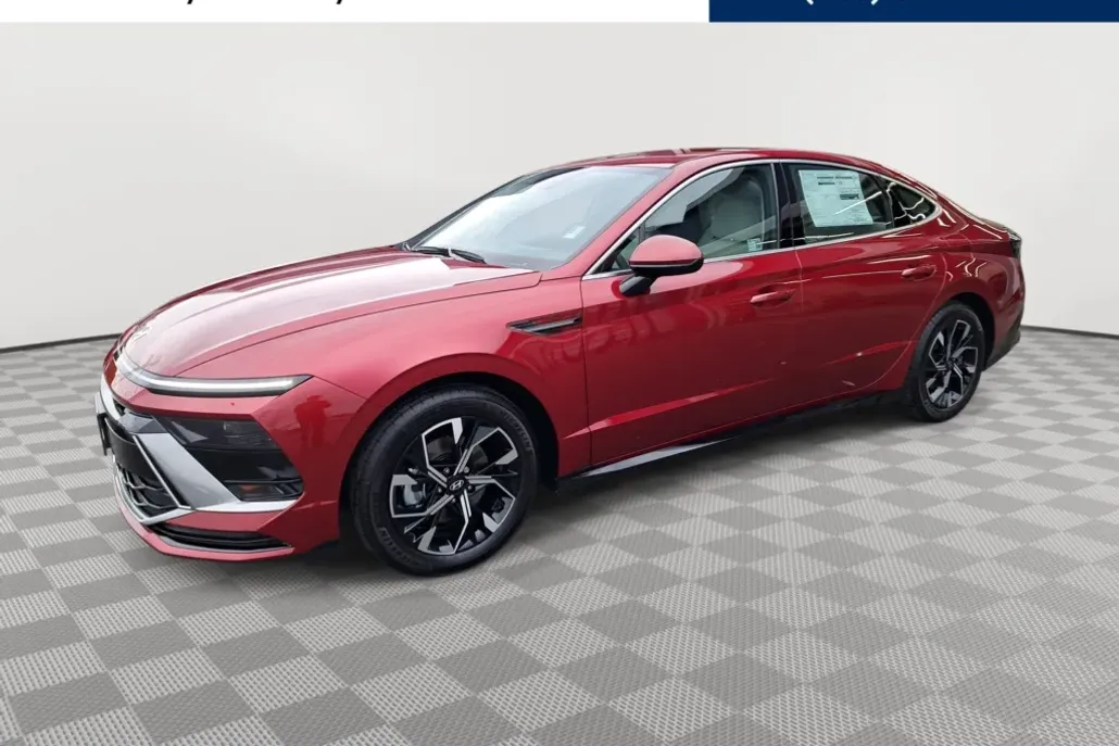 2025 Hyundai Sonata SEL photo 1