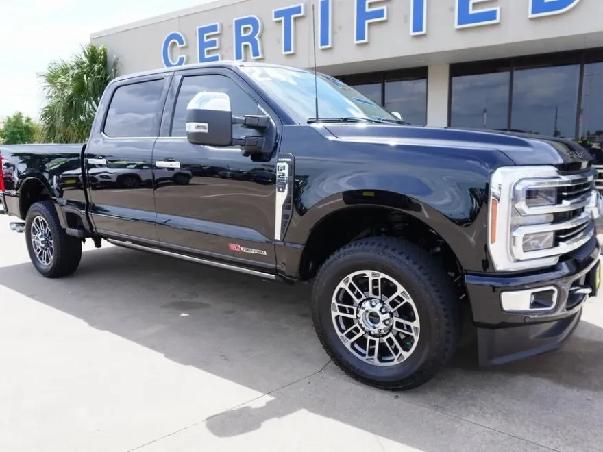 2024 Ford F-250 photo 1