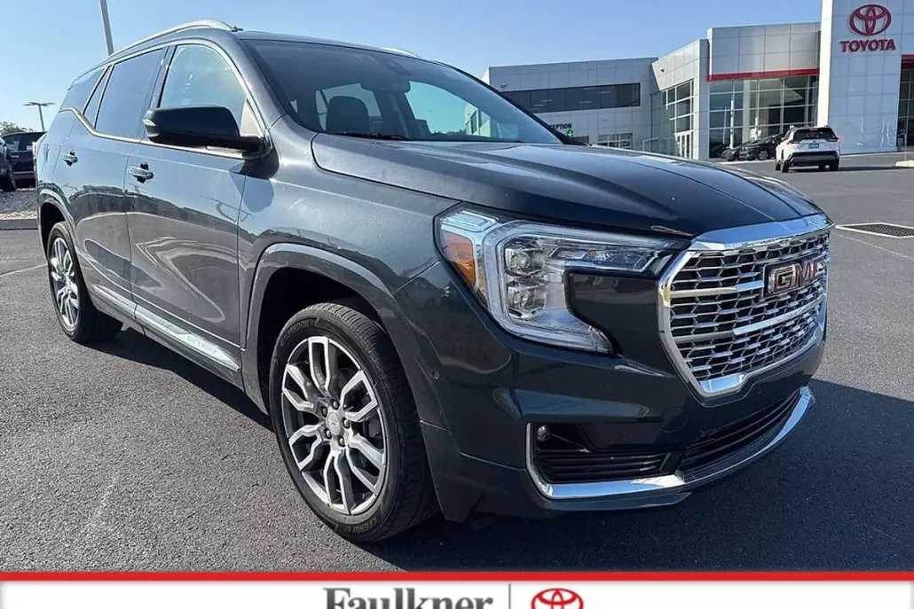 2022 Gmc Terrain Denali photo 1