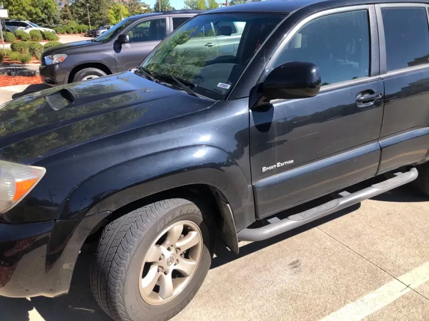 2006 Toyota 4Runner SR5 Sport photo 1