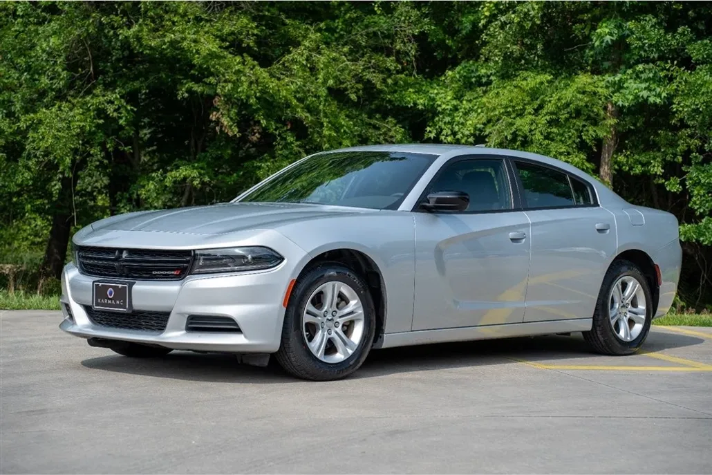 2023 Dodge Charger SXT photo 1