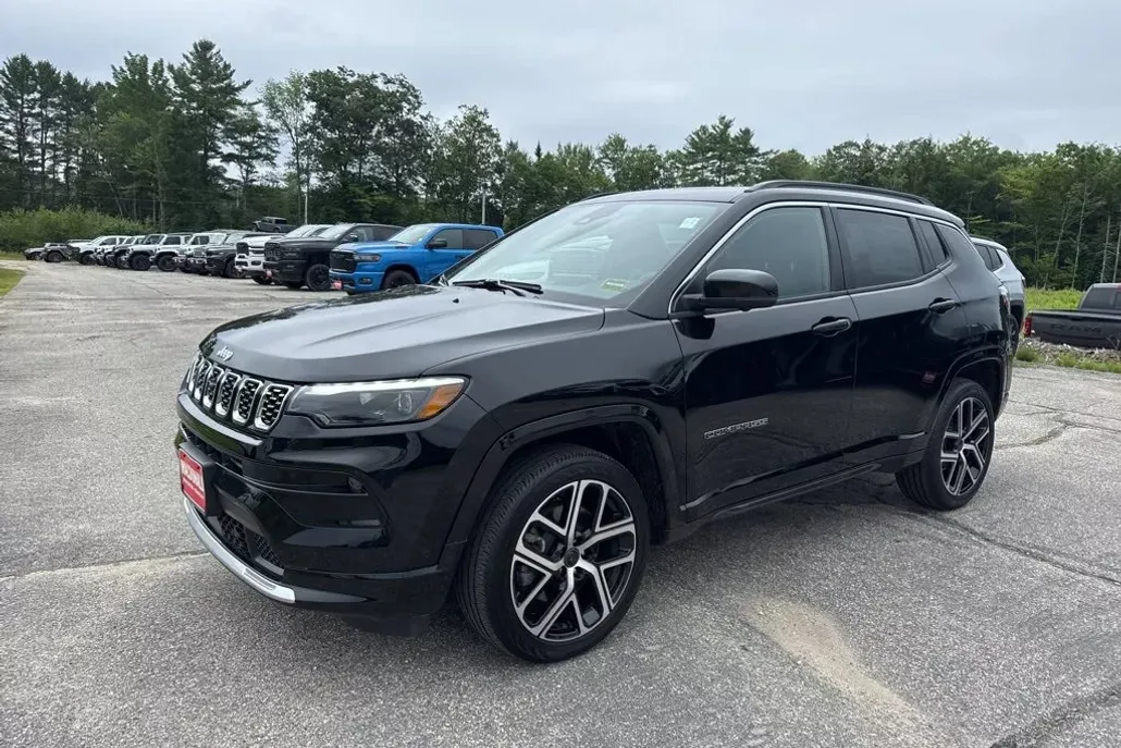 2025 Jeep Compass Limited photo 1