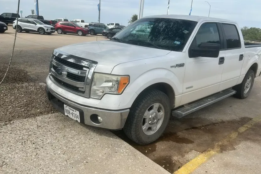 2014 Ford F-150 XLT photo 1