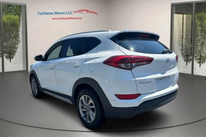 2018 Hyundai Tucson SEL photo 1