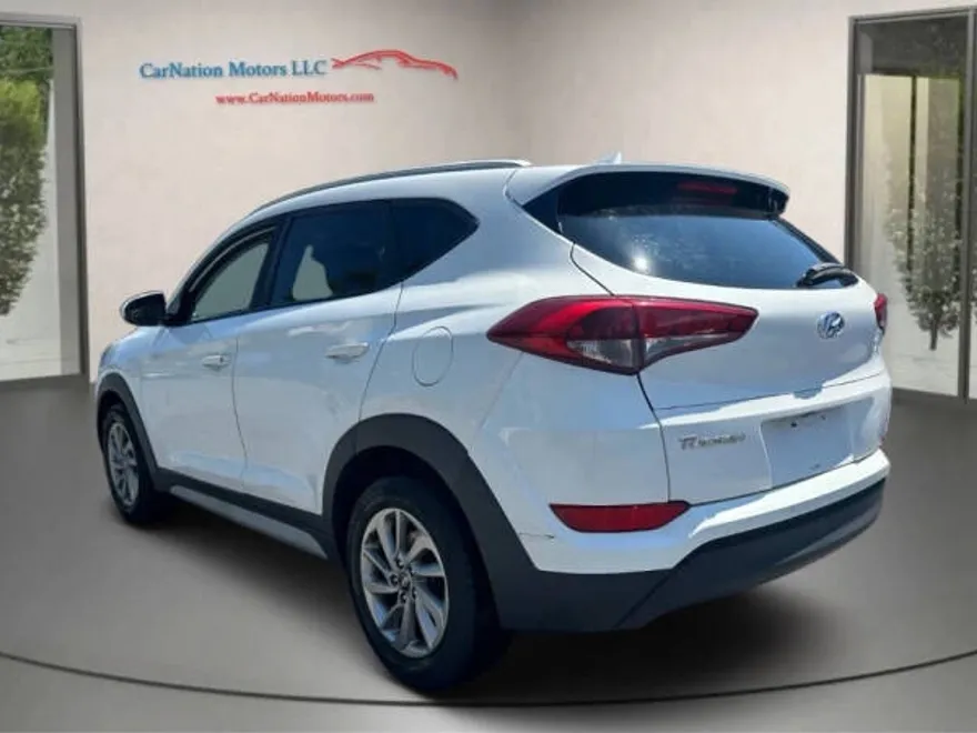 2018 Hyundai Tucson SEL photo 1
