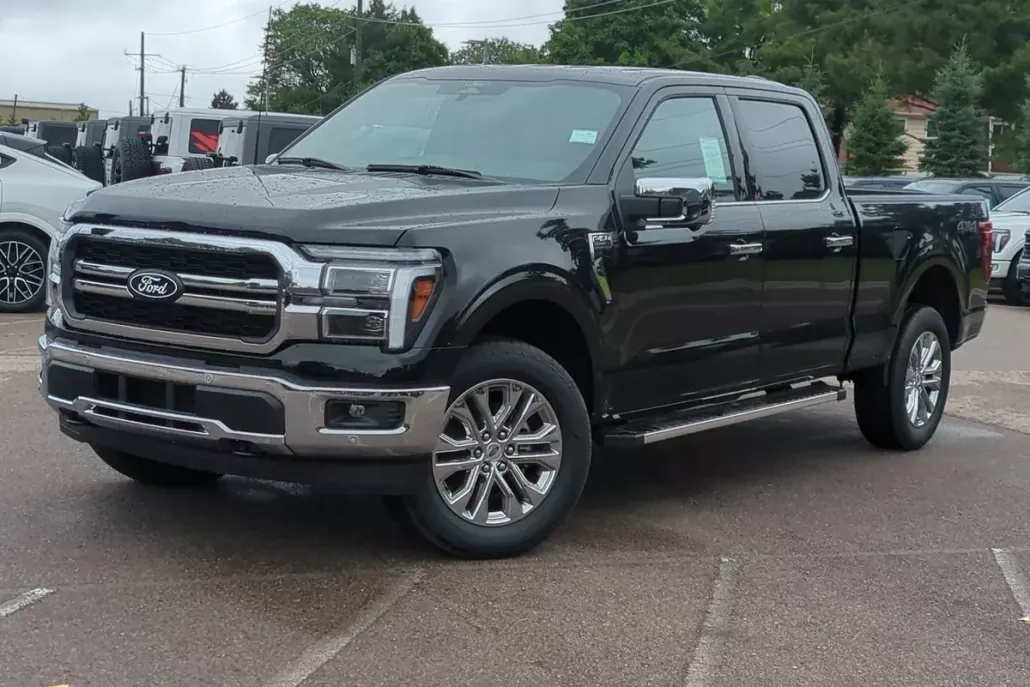 2025 Ford F-150 Lariat photo 1