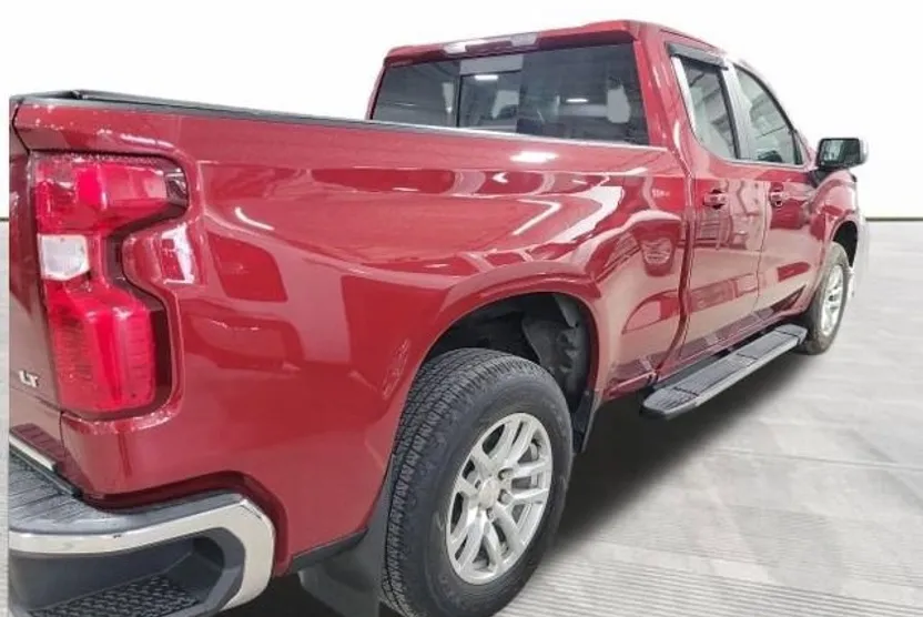 2019 Chevrolet Silverado 1500 LT photo 1