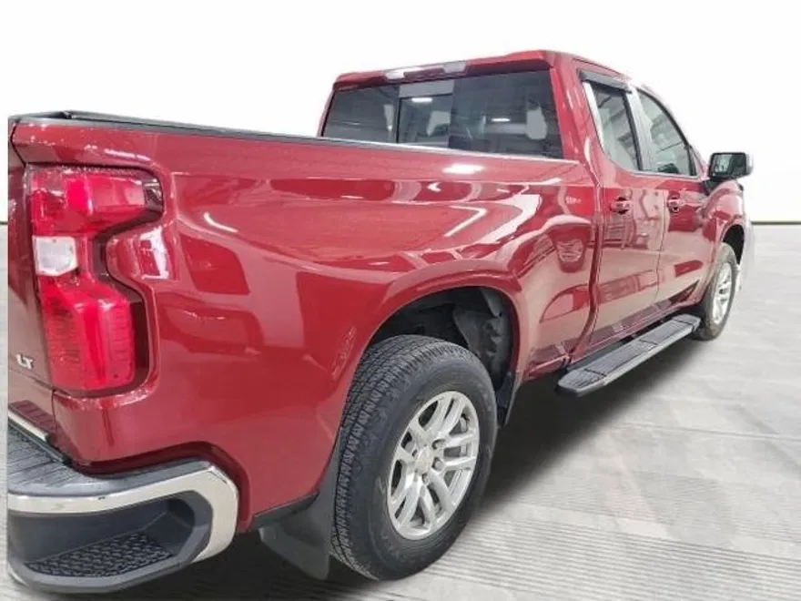 2019 Chevrolet Silverado 1500 LT photo 1