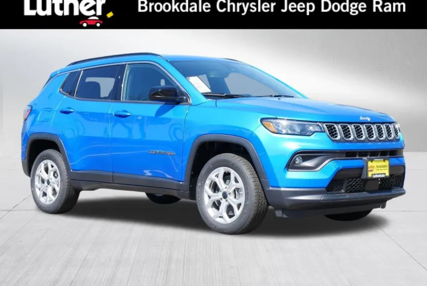 2025 Jeep Compass Latitude photo 1