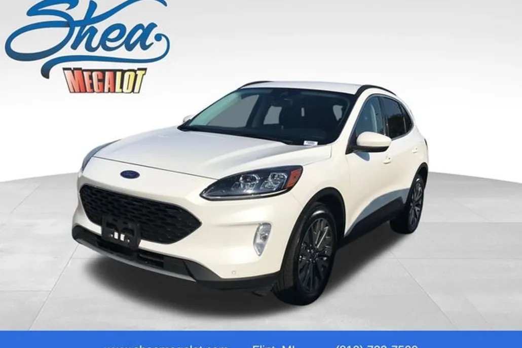 2022 Ford Escape Titanium photo 1