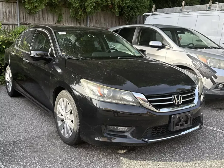 2015 Honda Accord EX-L photo 1