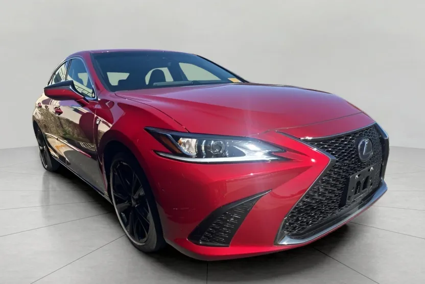 2022 Lexus ES 300h F SPORT photo 1