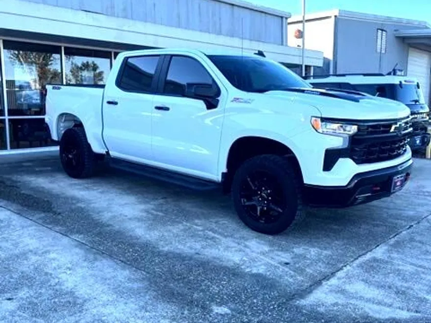 2023 Chevrolet Silverado 1500 LT Trail Boss photo 1