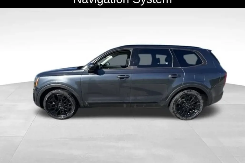 2022 Kia Telluride SX photo 1
