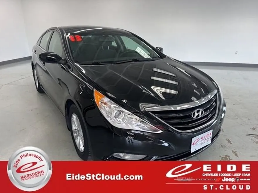 2013 Hyundai Sonata GLS photo 1