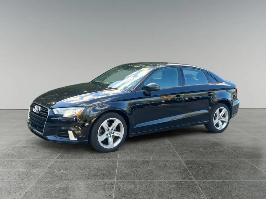 2018 Audi A3 2.0T Premium photo 1
