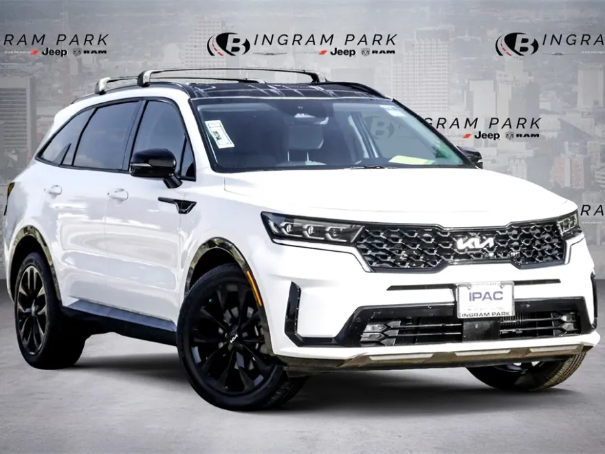 2023 Kia Sorento SX photo 1
