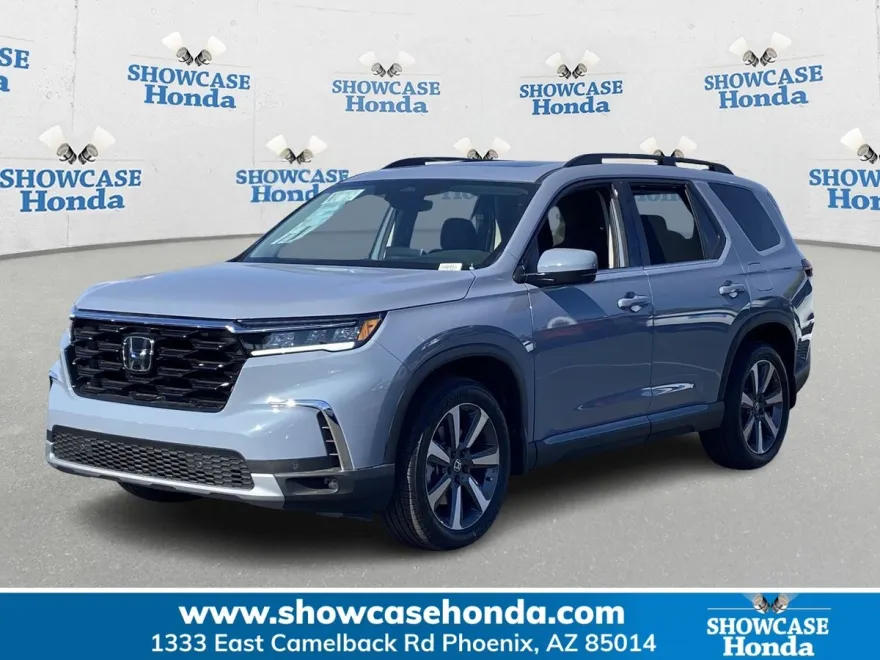 2025 Honda Pilot Touring photo 1