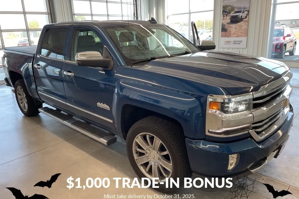 2017 Chevrolet Silverado 1500 High Country photo 1