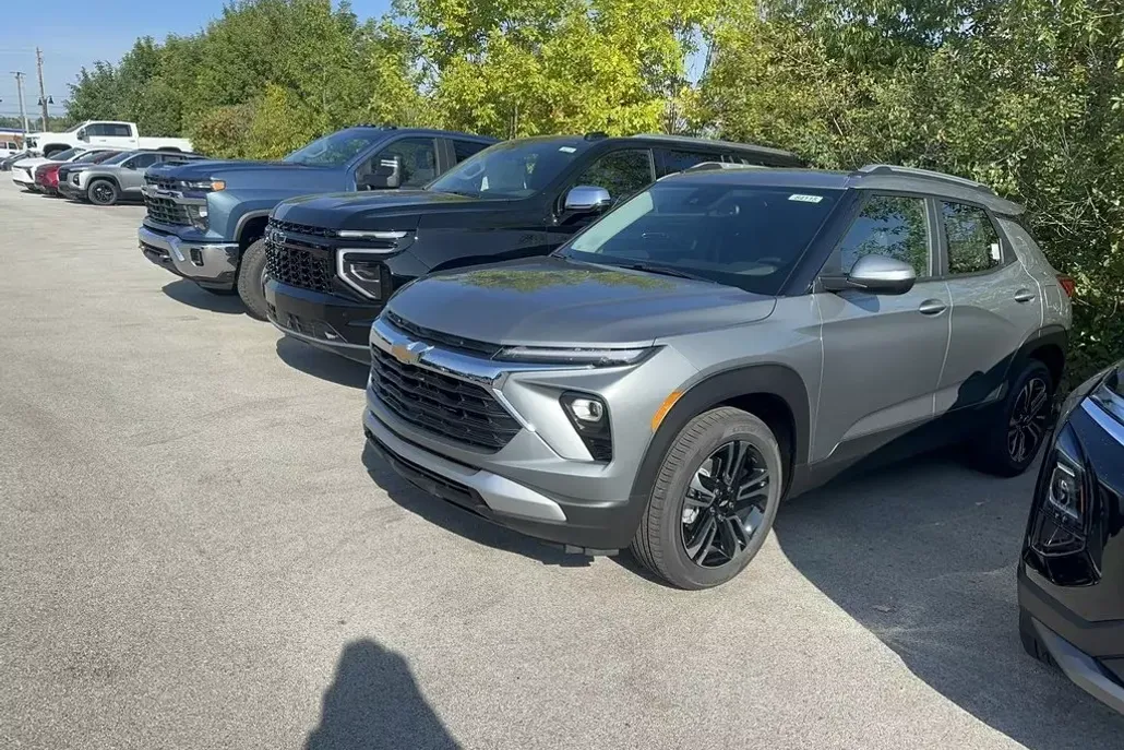 2026 Chevrolet Trailblazer LT photo 1