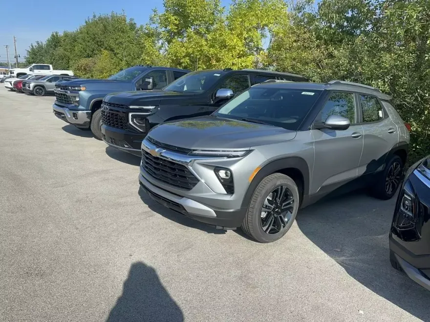 2026 Chevrolet Trailblazer LT photo 1