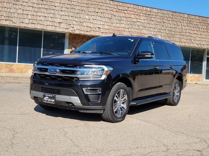 2023 Ford Expedition MAX Limited photo 1