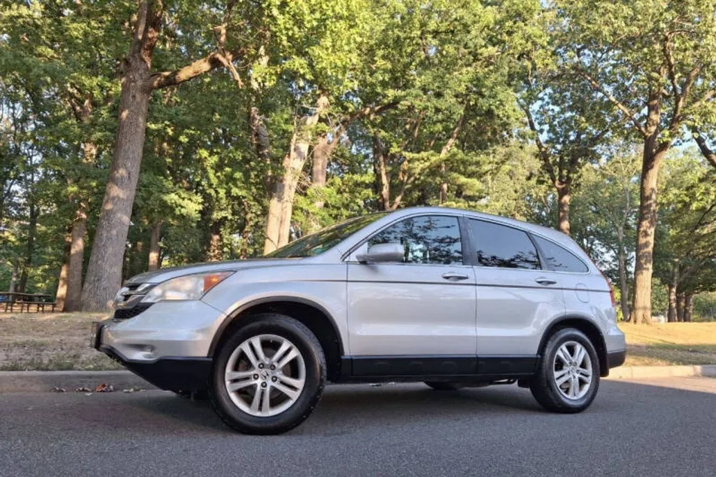 2010 Honda CR-V EX-L photo 1