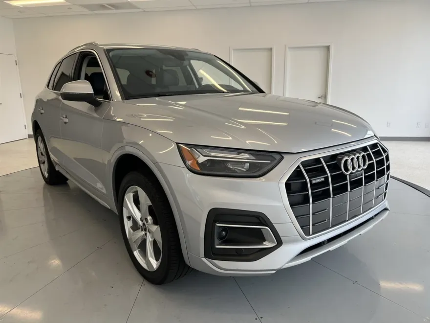 2021 Audi Q5 2.0T Premium Plus photo 1