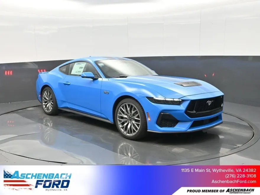 2025 Ford Mustang GT Premium photo 1